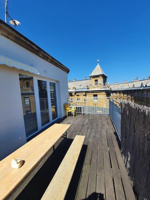 Beauty On The Rooftop With Ac And Rooftop Terrace Budapesta Exterior foto
